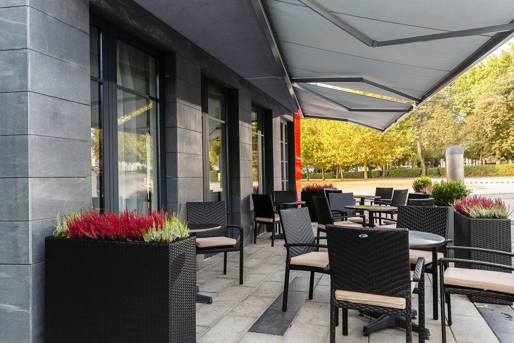 U Zvonu Hotel Пилзен Екстериор снимка