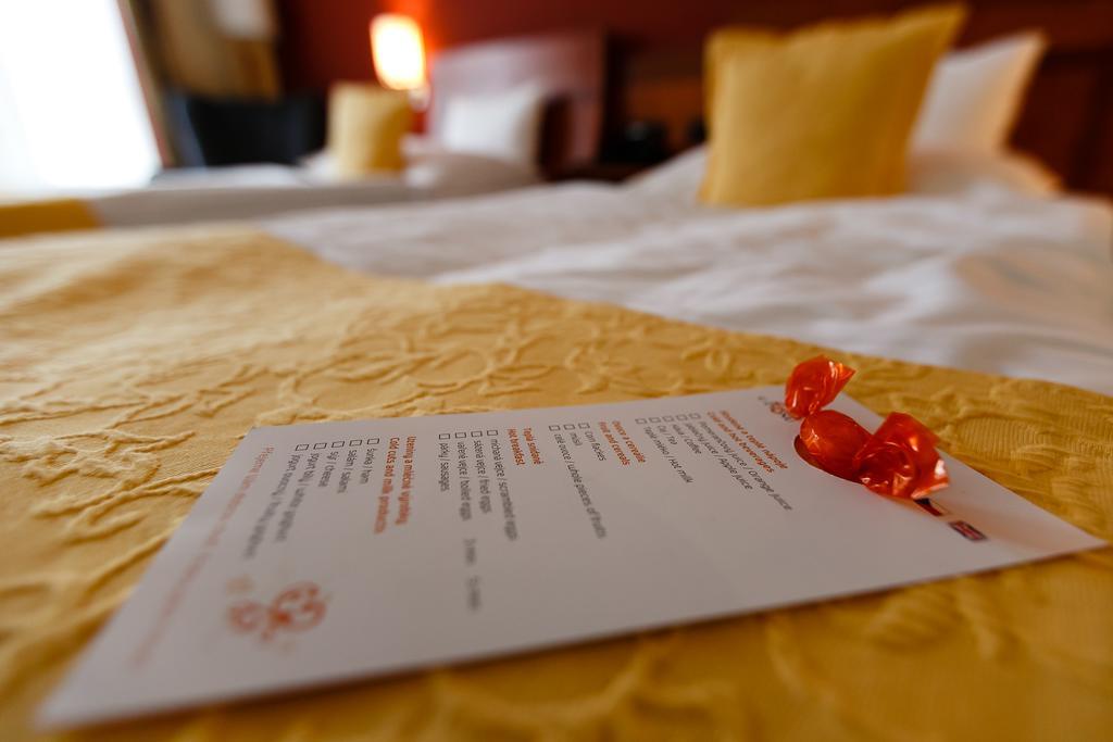 U Zvonu Hotel Пилзен Екстериор снимка